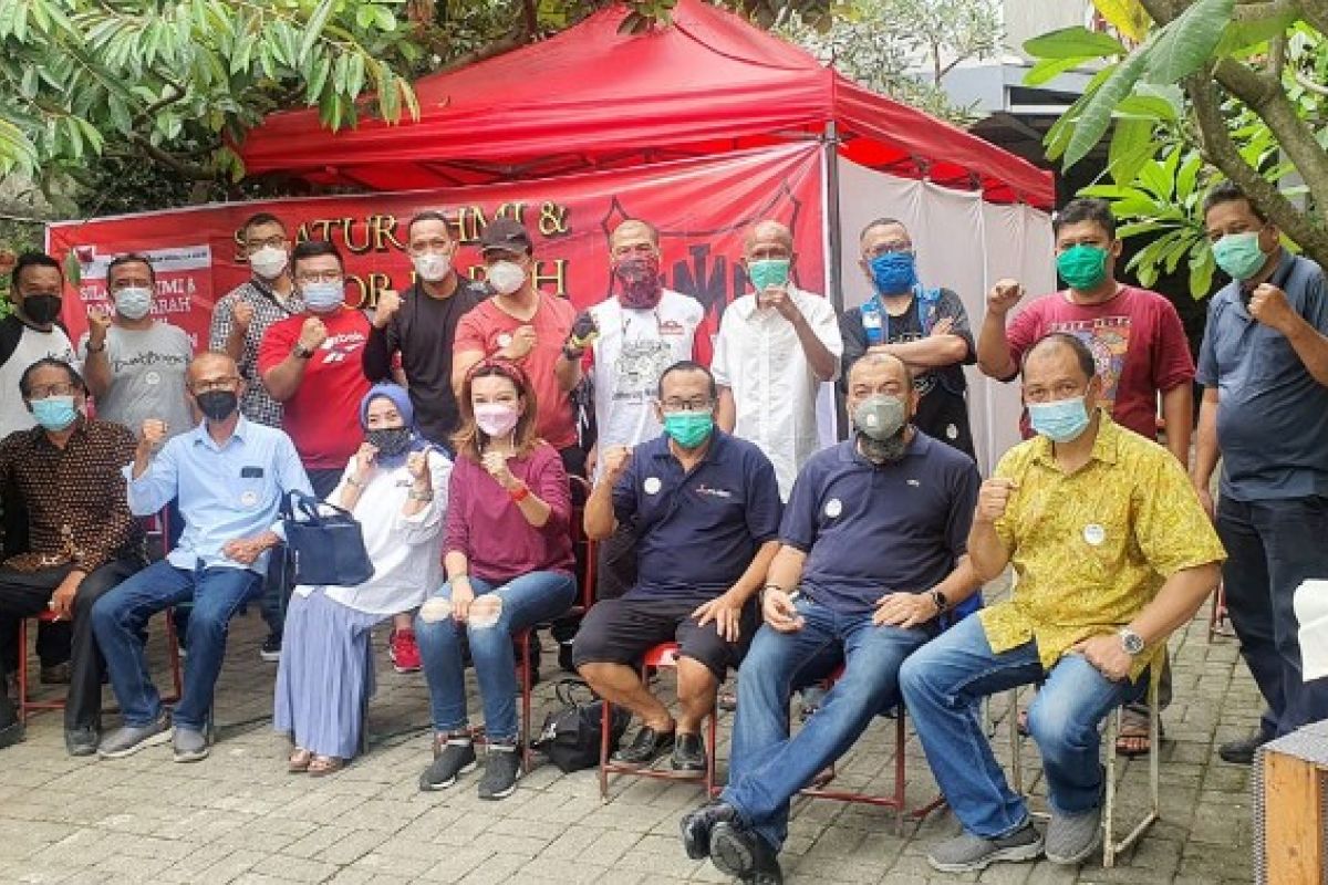 Donor darah dan silaturahmi SMANSA Medan