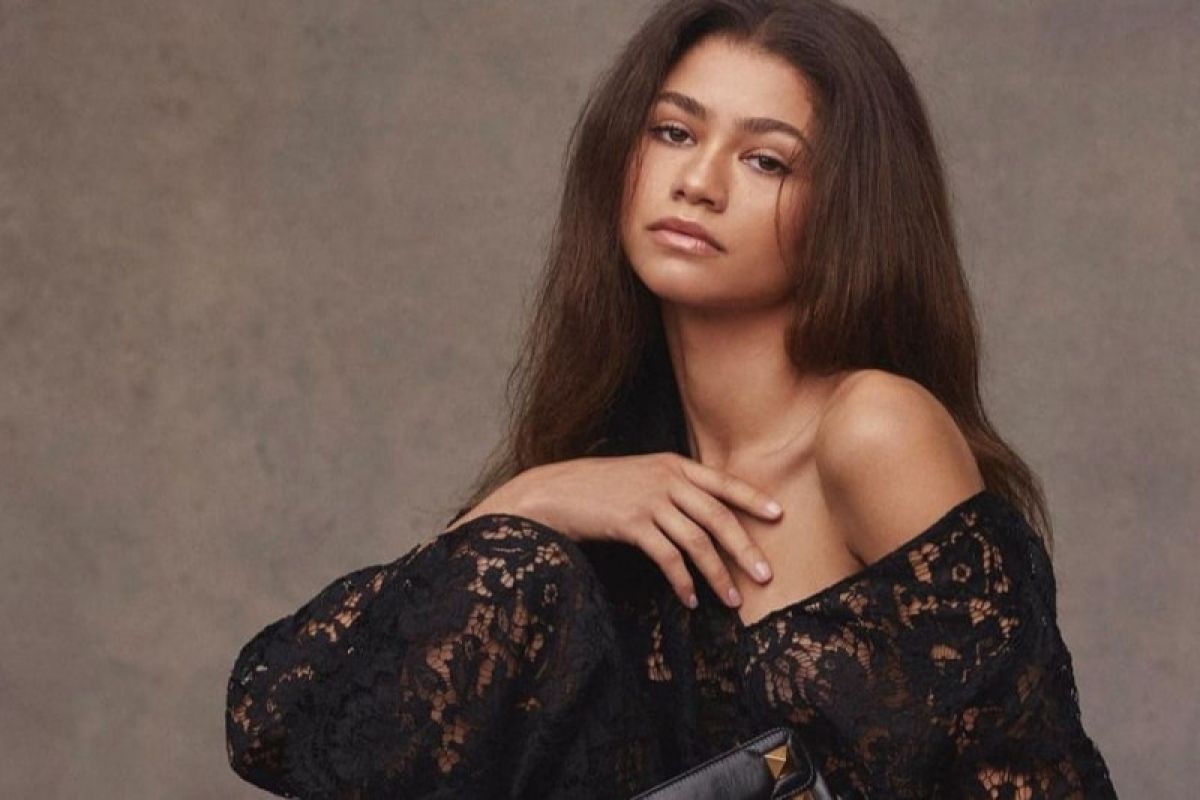 Zendaya akan jadi pengisi suara di "Space Jam: A New Legacy"