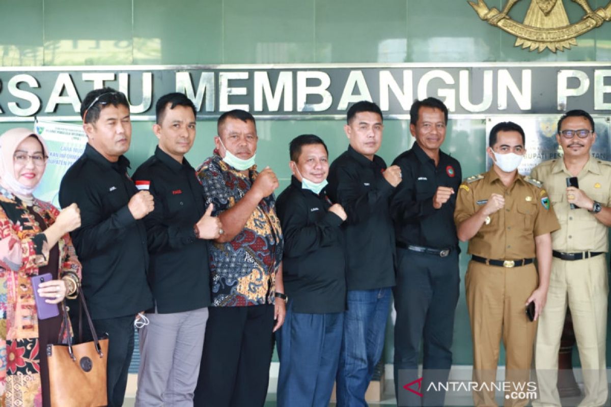 Ini ajakan dan harapan Wabup Pesisir Selatan pada pengurus PKPS Riau