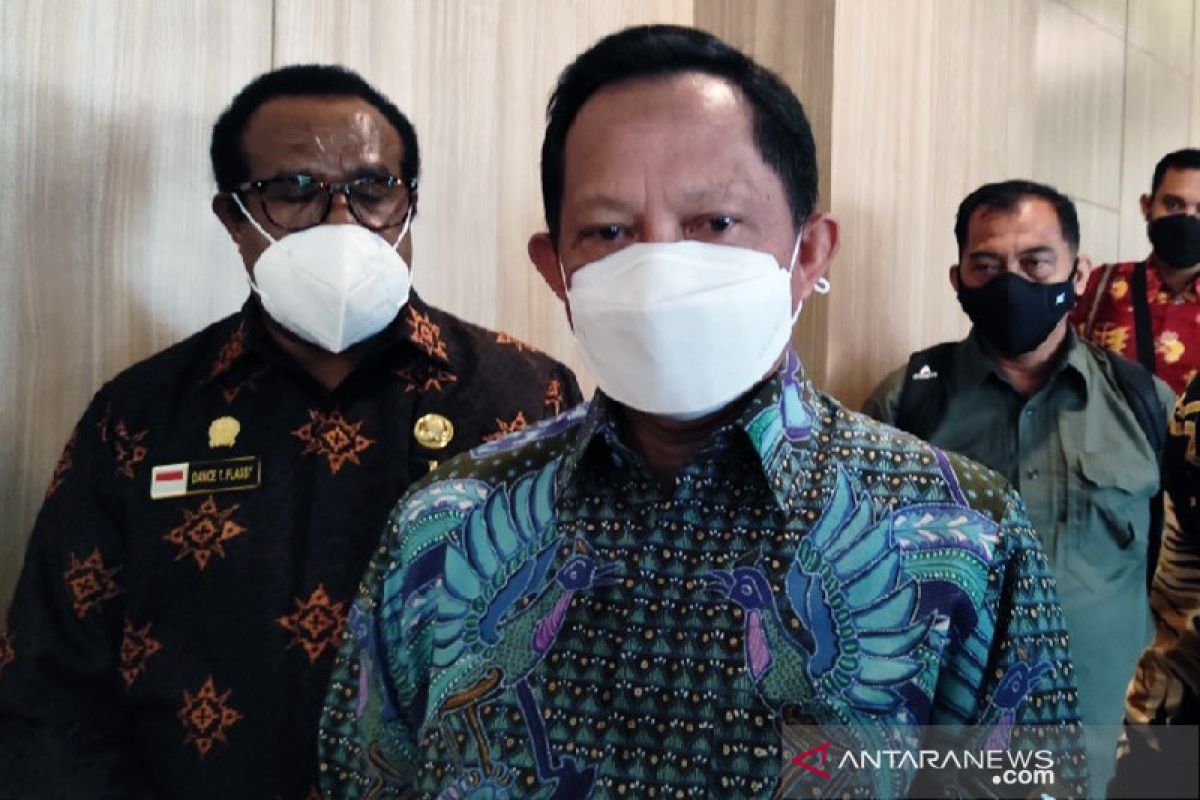 Mendagri salahkan Gubernur Enembe ke PNG tanpa ijin walaupun berobat