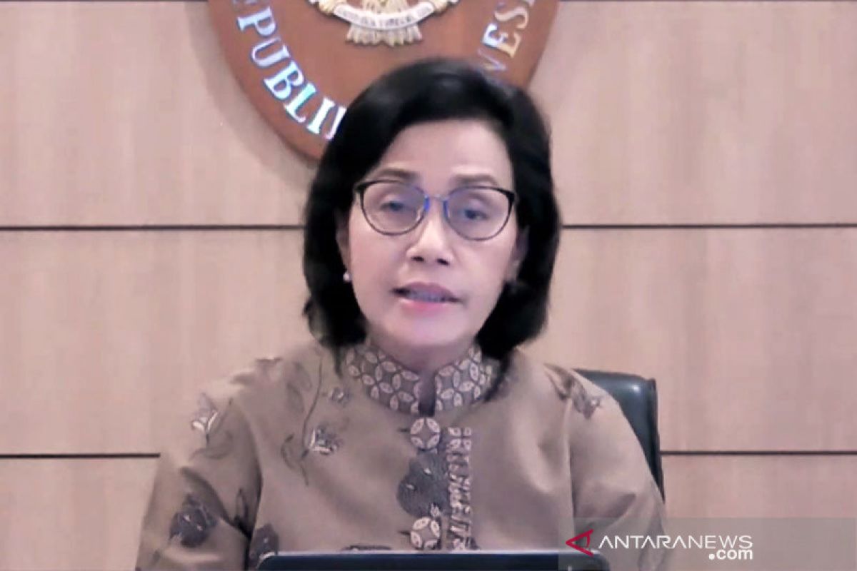 Sri Mulyani ingatkan masyarakat tak terlena meski sudah vaksin COVID