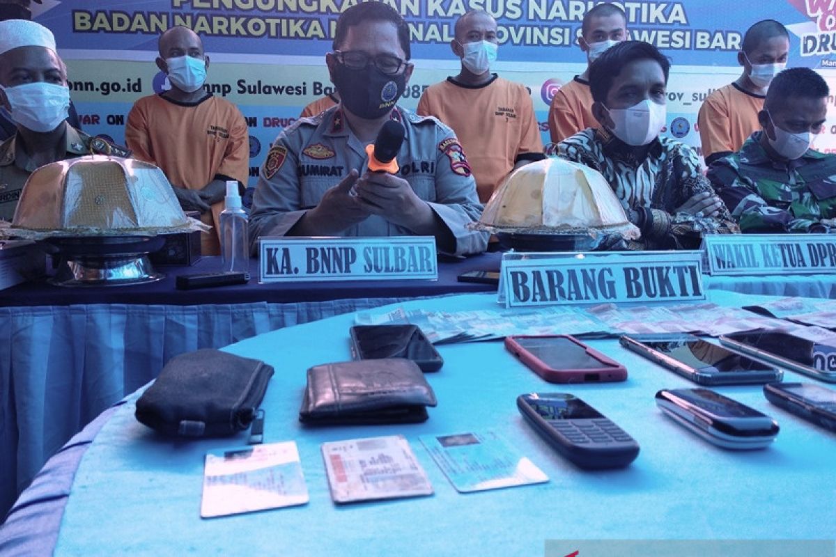 BNN Sulbar tangkap lima terduga penyalahgunaan narkotika