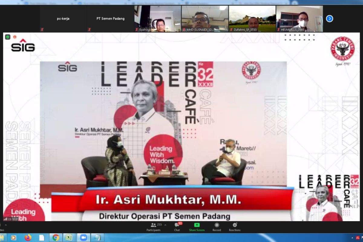 Perjalanan Asri Mukhtar dari loper koran hingga jadi  Direktur Operasi PT Semen Padang