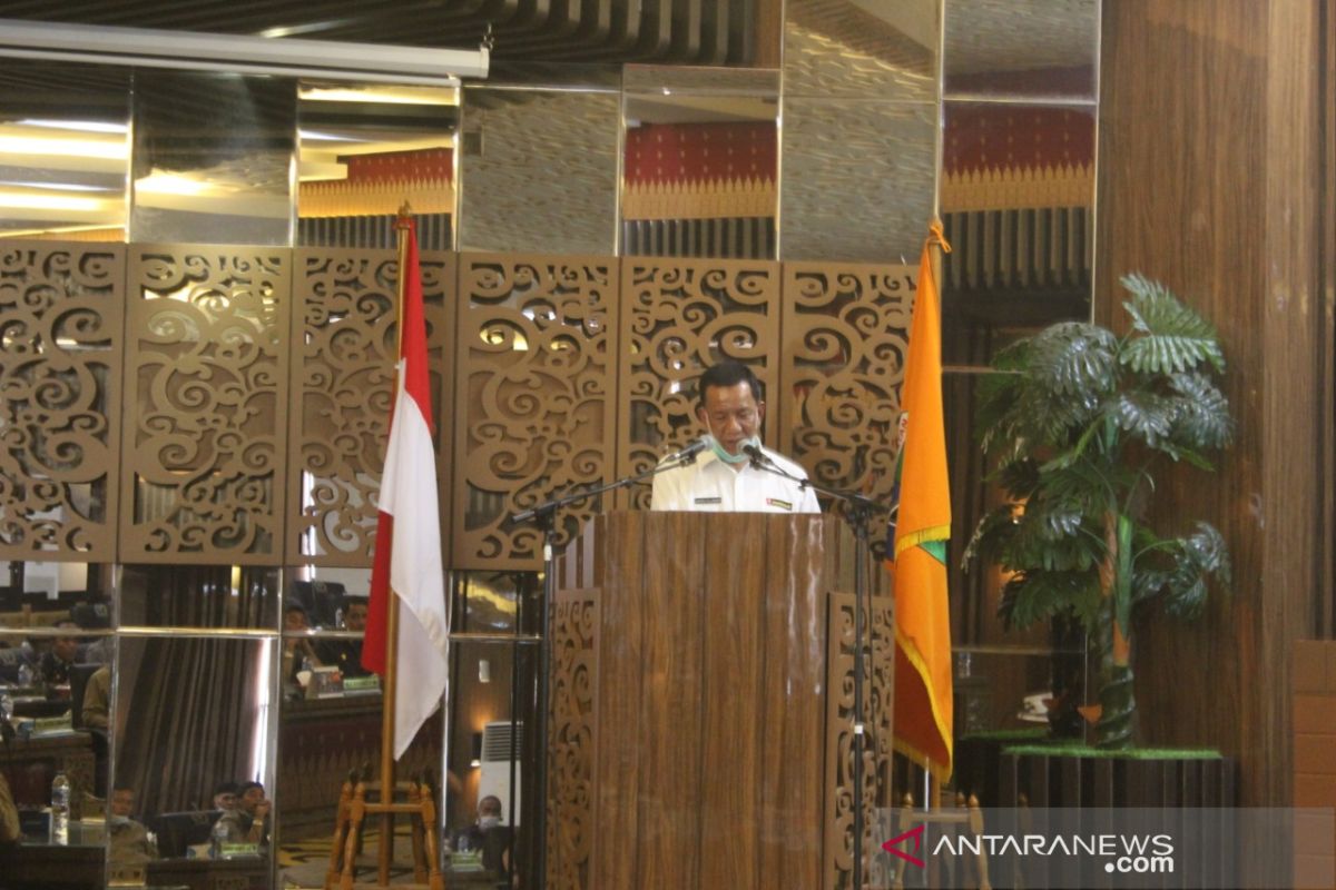 Bupati Pesisir Selatan sampaikan nota LKPj 2020