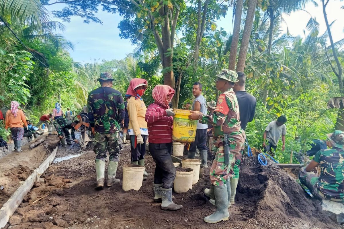 TNI Masuk Desa tuntaskan tugas negara walau dalam belenggu COVID-19