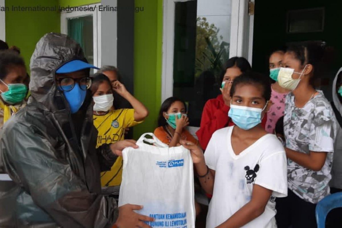 Plan Indonesia salurkan bantuan bagi penyintas banjir bandang Lembata