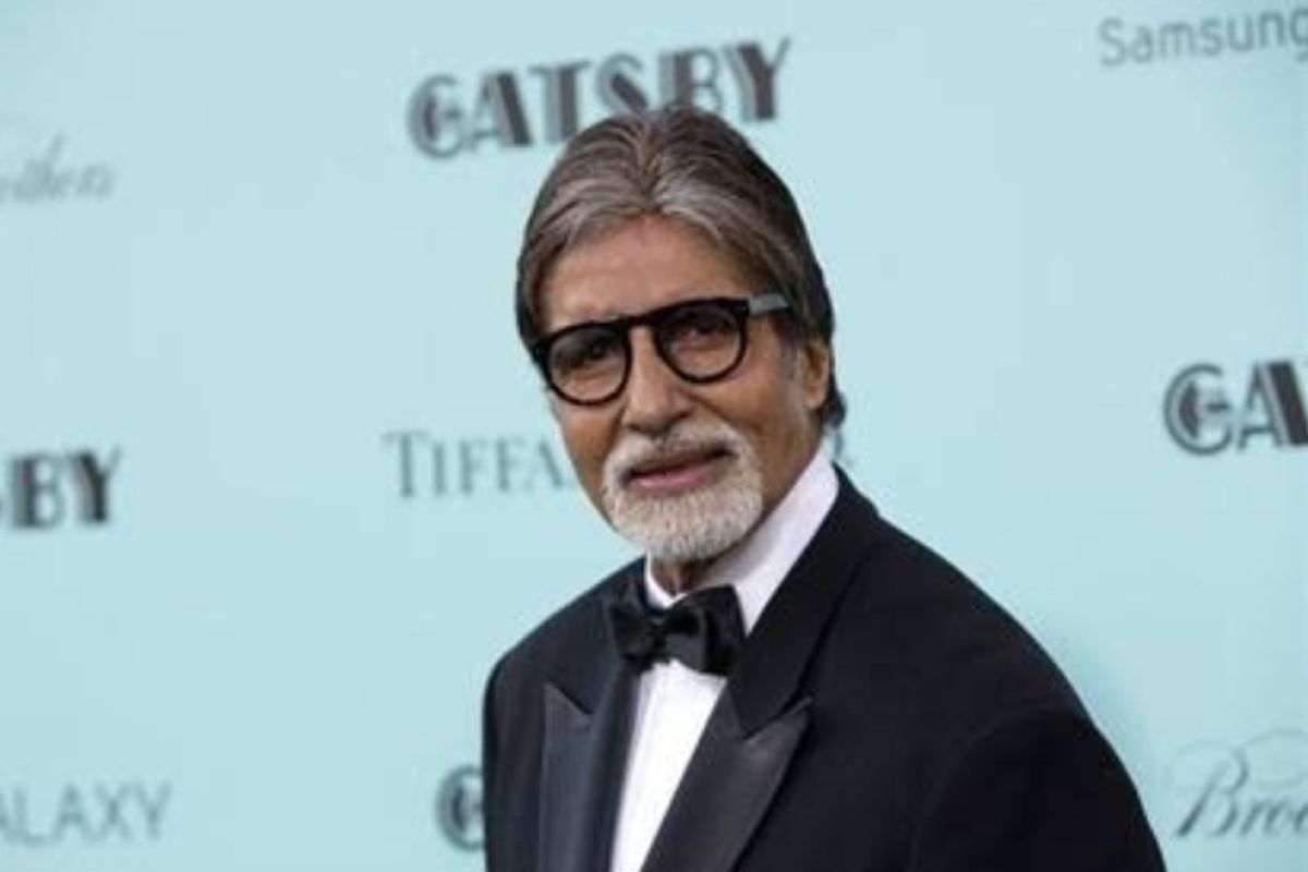 Amitabh Bachchan akan berperan dalam 'The Intern' versi Bollywood
