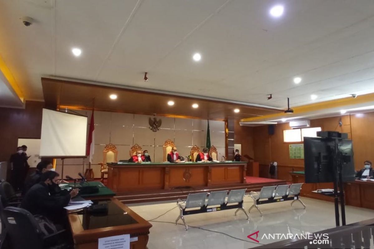 PN Bandung gelar sidang Bahar Smith kasus penganiayaan sopir taksi