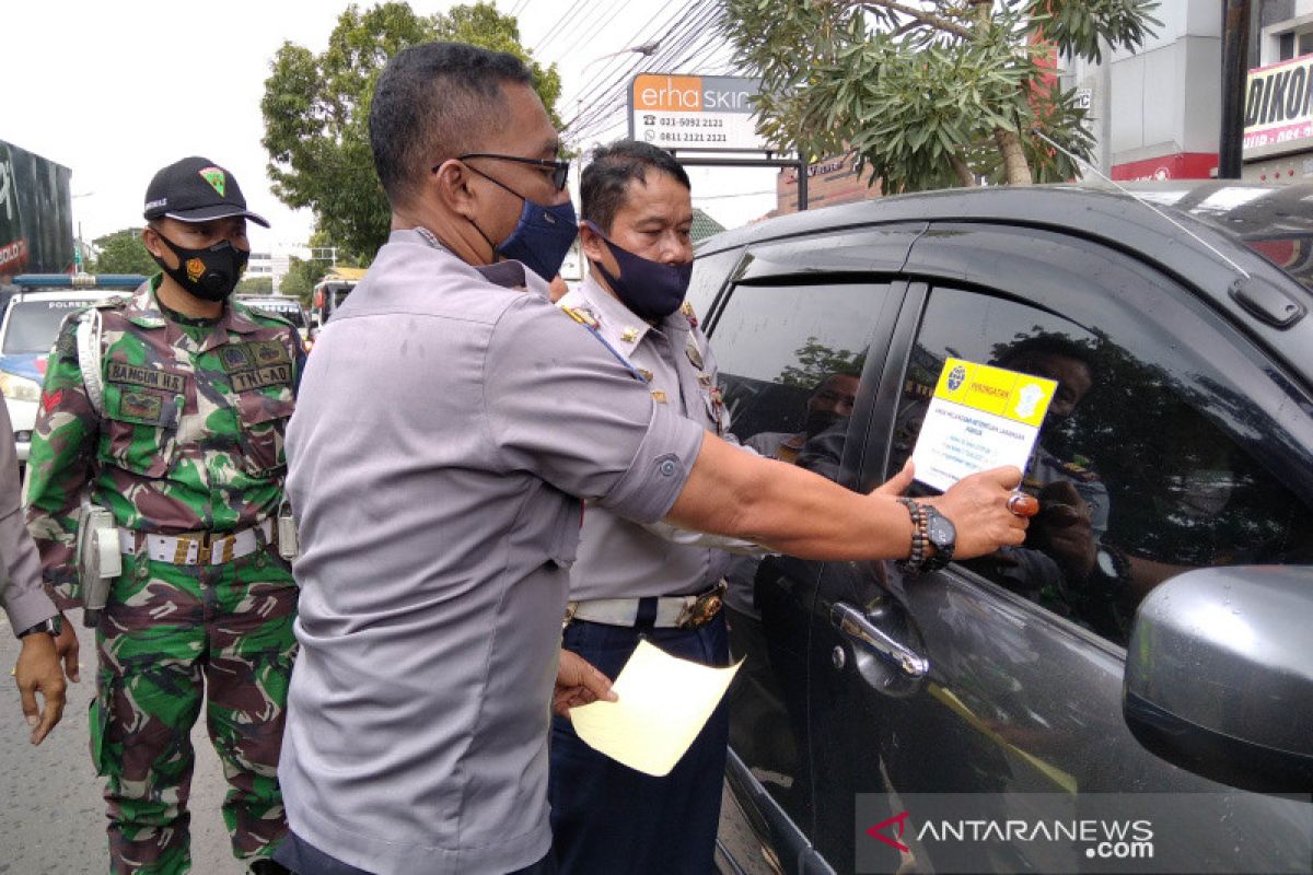 Parkir mobil sembarangan, pengendara di Kudus bakal kena sanksi denda dan gembok