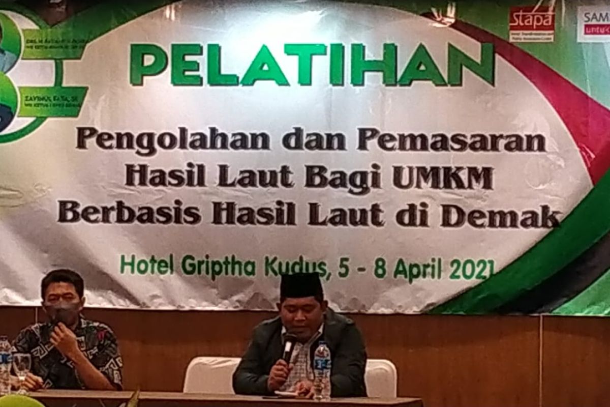 UMKM hasil laut Demak dilatih pengolahan-pemasaran