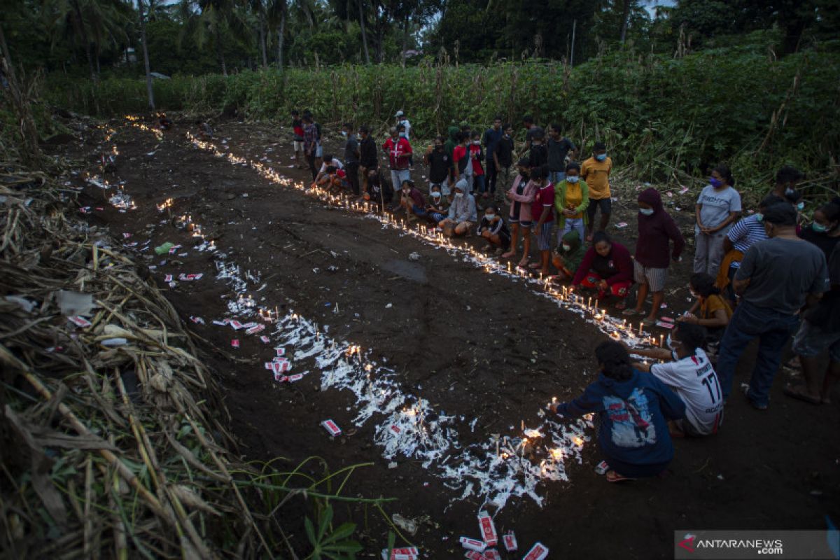 Bnpb Korban Meninggal Akibat Siklon Seroja Di Ntt Capai 163 Orang Antara News 9452