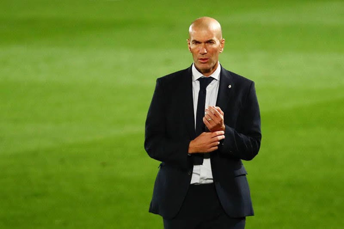 Zinedine Zidane buka pintu melatih Juventus di masa depan