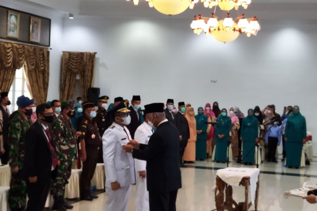Hendri Septa resmi jabat Wali Kota Padang sisa masa jabatan 2019-2024