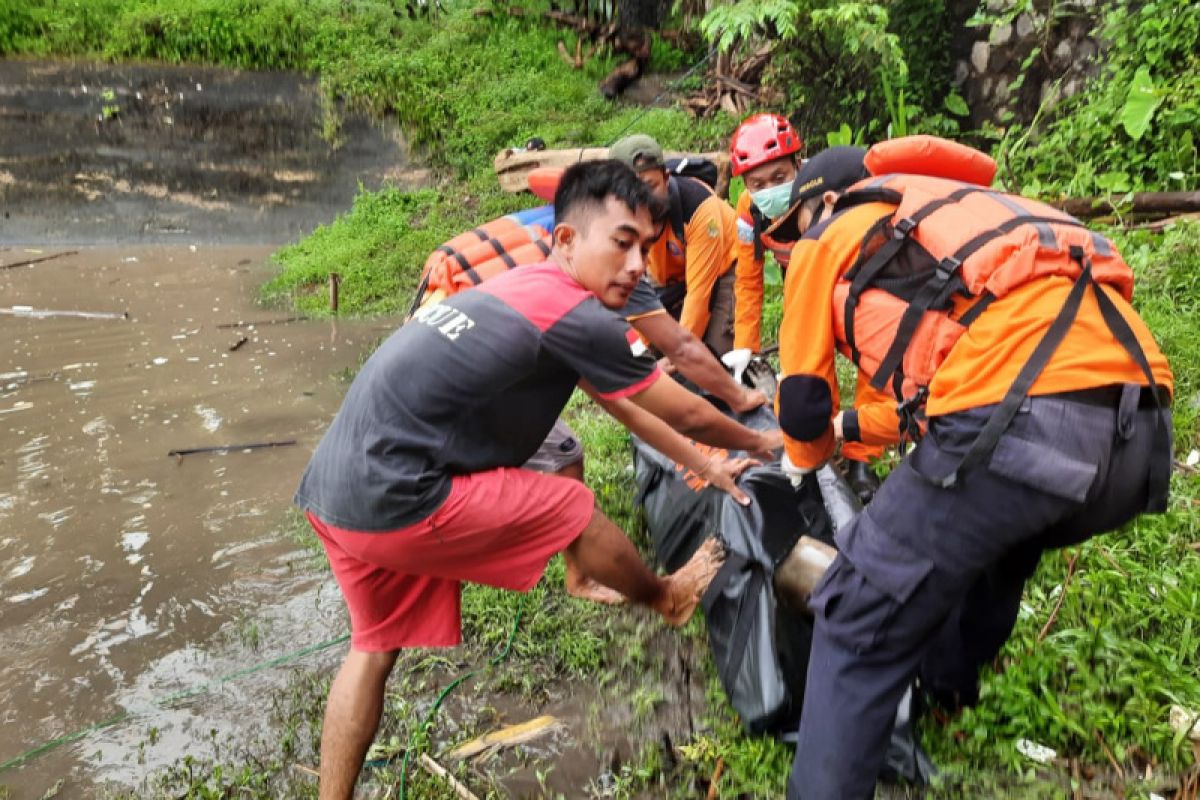 Korban hanyut di sungai ditemukan meninggal