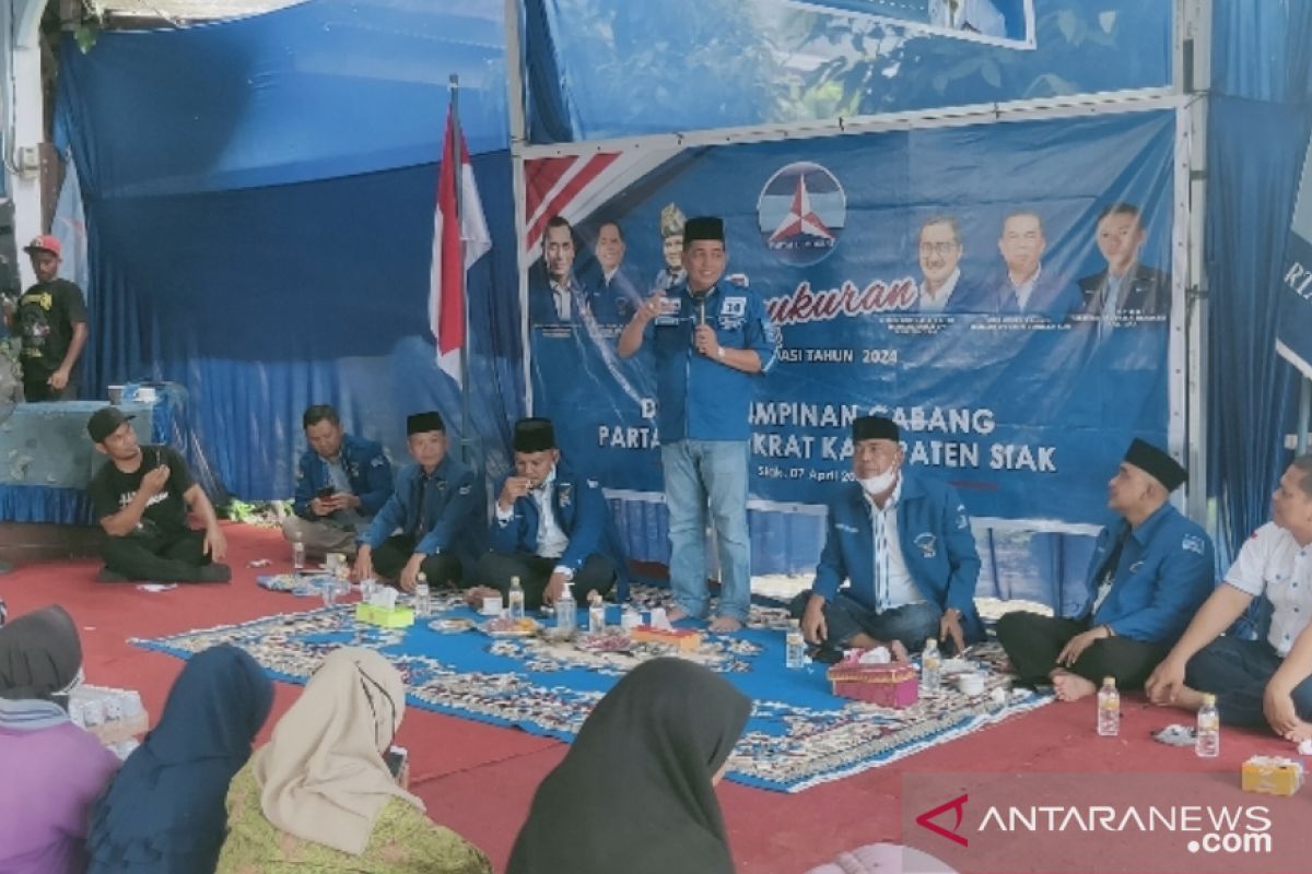 Pertama di Riau, Demokrat Siak syukuran KLB Sibolangit ditolak