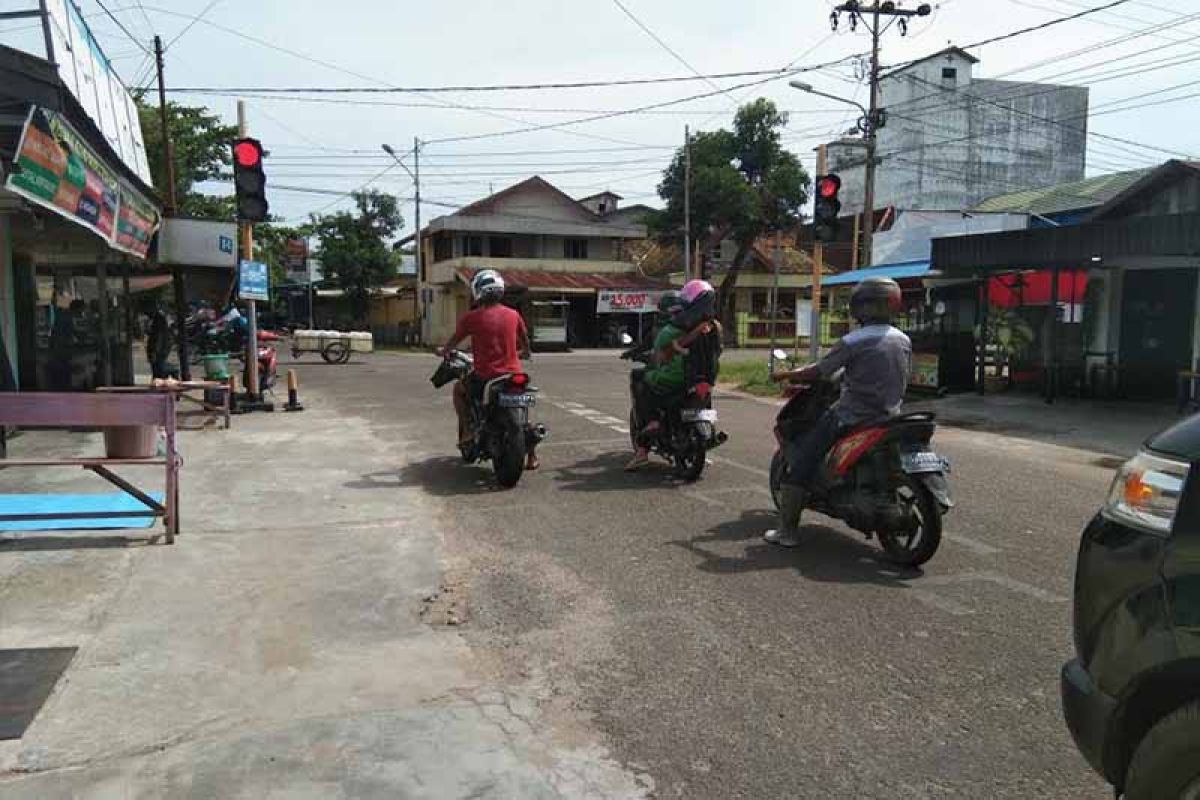 Dishub Seruyan masih lakukan pengkajian sebelum menambah Traffic Light