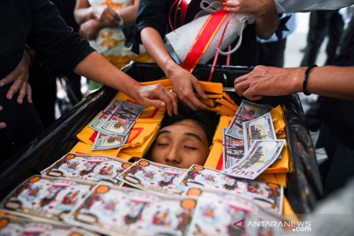 Pasukan Myanmar tangkap pemimpin unjuk rasa anti kudeta