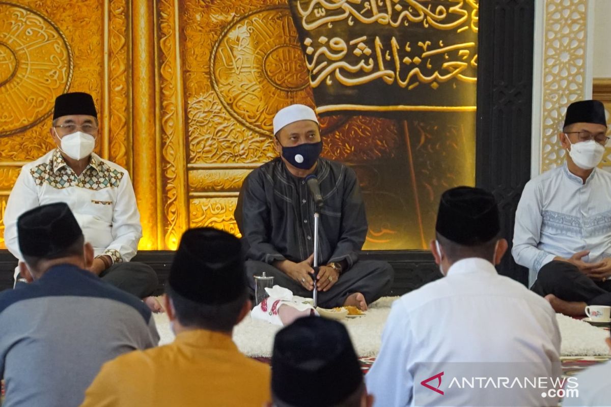 Tradisi jelang Ramadhan, Bupati HSS kembali kunjungi Guru Kapuh