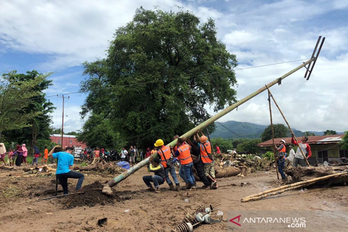 Besok, pasokan listrik menuju tiga kecamatan di Flores Timur pulih