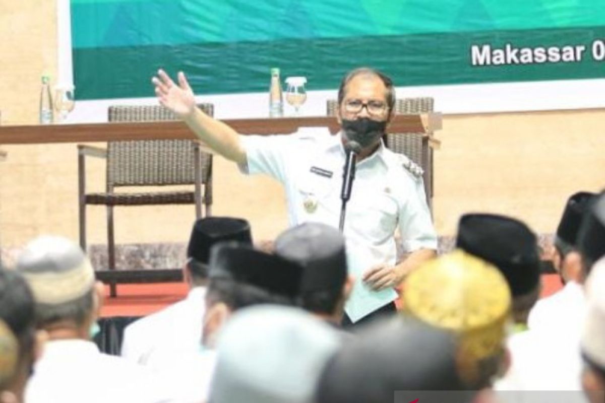 Wali Kota Makassar ajak imam masjid manfaatkan teknologi pererat silaturahmi