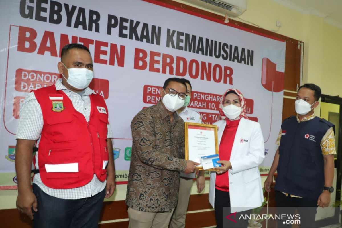 PMI Banten berikan penghargaan kepada pendonor darah sukarela