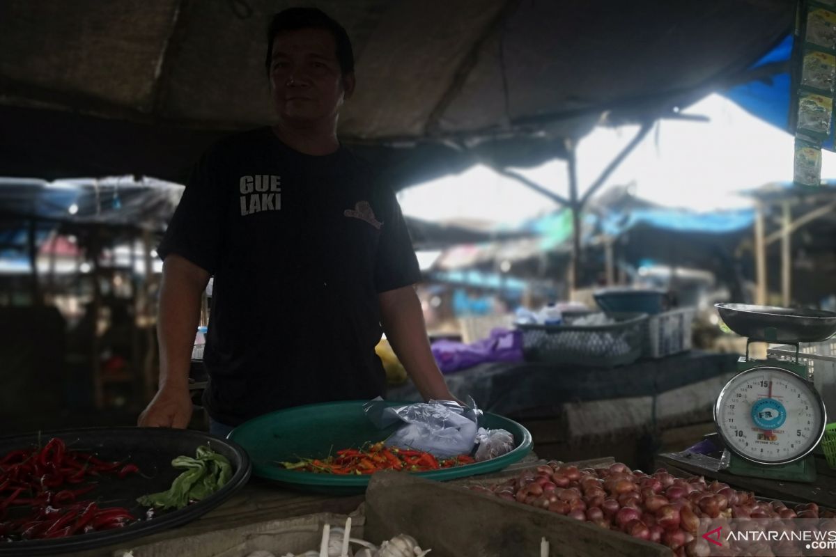 Jelang Ramadhan 1442 H, kebutuhan pokok pasar di Tapin aman kecuali cabai rawit