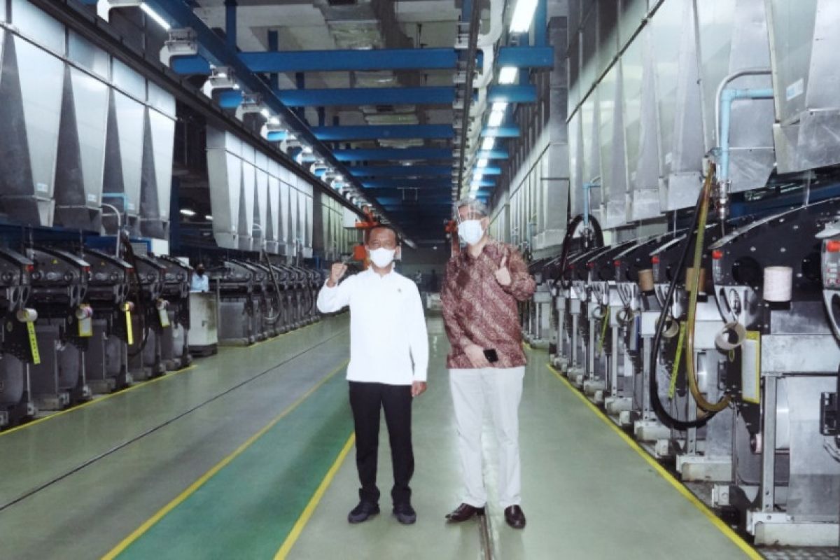 Bahlil resmikan perluasan pabrik Indorama Synthetics senilai Rp510 miliar