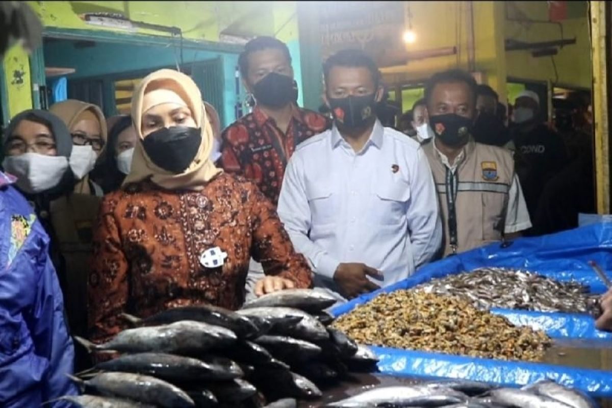 Pj Gubernur Jambi dan Tim Satgas Pangan sisir komoditas primadona jelang Puasa, secara umum stabil