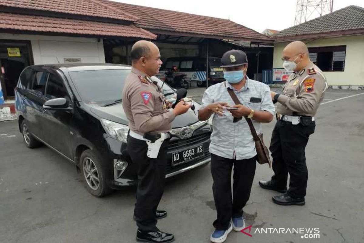 Polisi Surakarta ungkap mobil bodong berkat ETLE