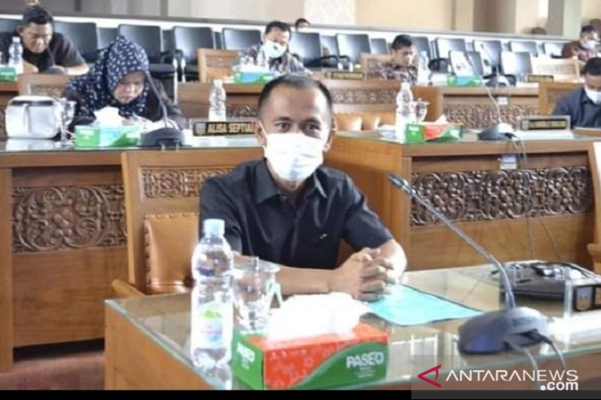 DPRD Dharmasraya dorong ini, untuk maksimalkan pelayanan kesehatan