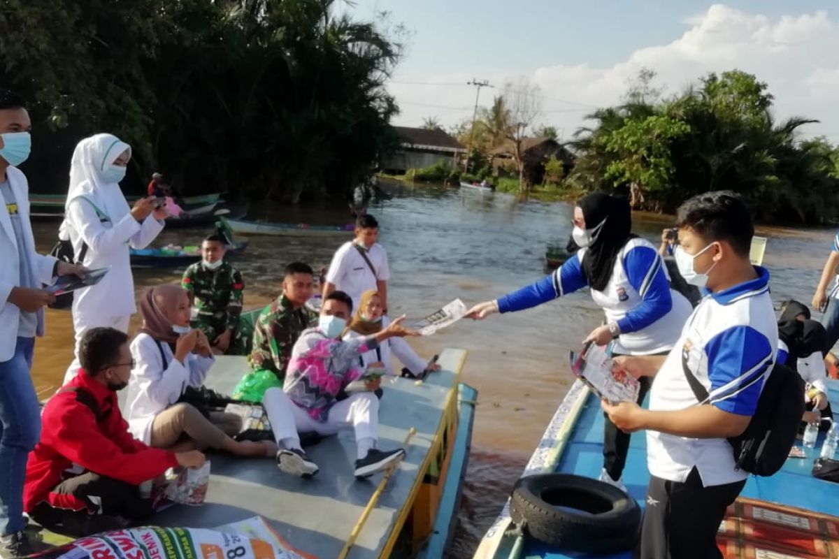 Biro SDM Polda Kalsel susur sungai optimalkan animo masyarakat daftar polisi