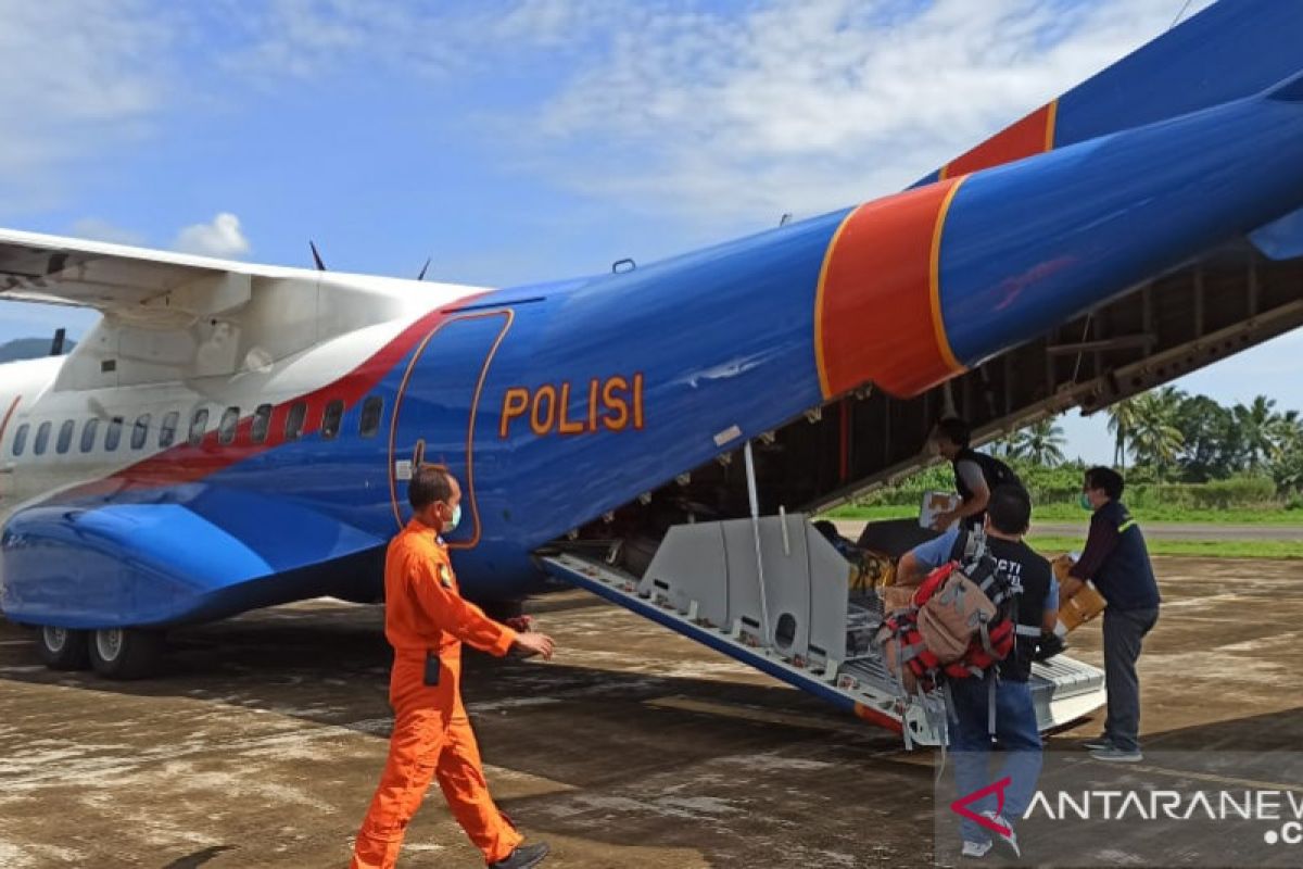 BNPB distribusikan bantuan logistik ke tiga wilayah terdampak bencana di NTT