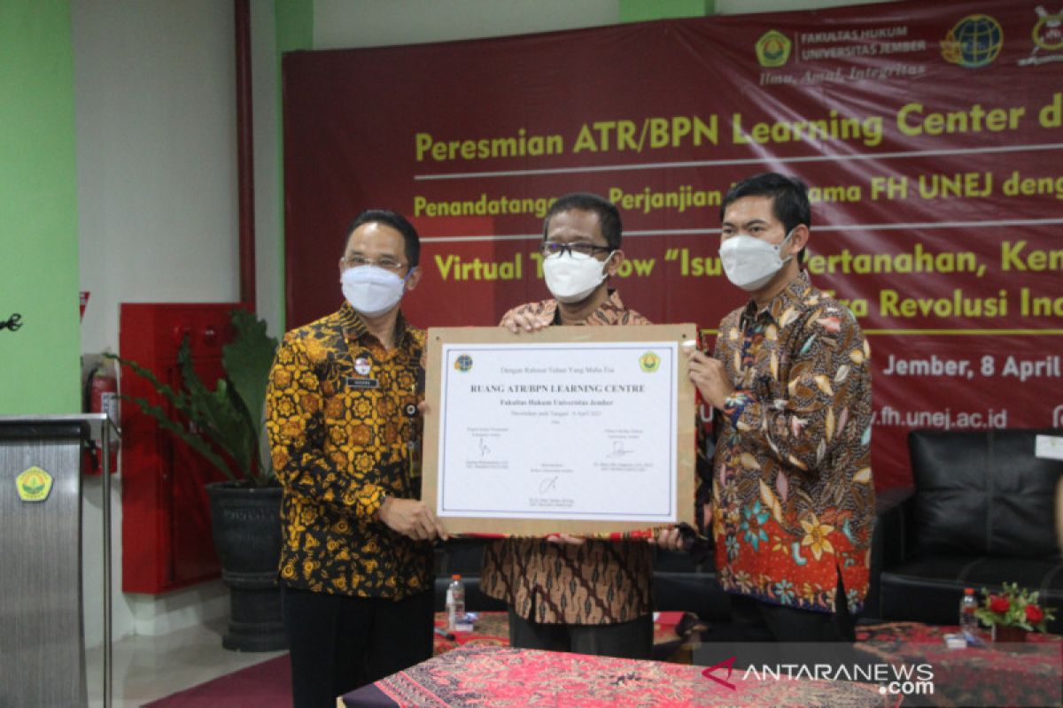 ATR/BPN Learning Centre Fakultas Hukum Unej, pertama di Indonesia