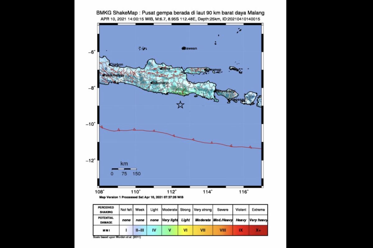 Quake rocks Malang, E Java; no tsunami warning issued