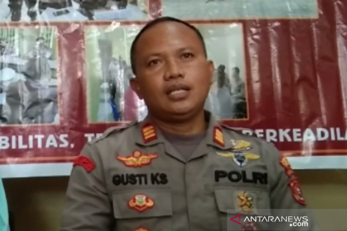 Polisi Kendari memeriksa pemilik hotel terkait prostitusi anak daring