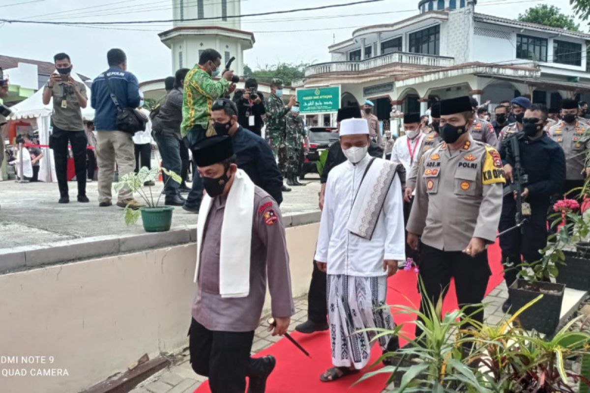 Kapolri minta alumni pondok pesantren salafi jadi SDM unggul