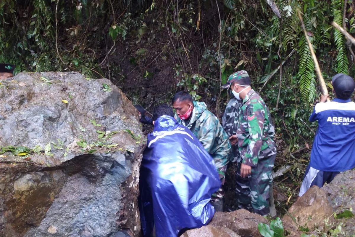 BPBD: Lima warga Lumajang  meninggal akibat gempa Malang