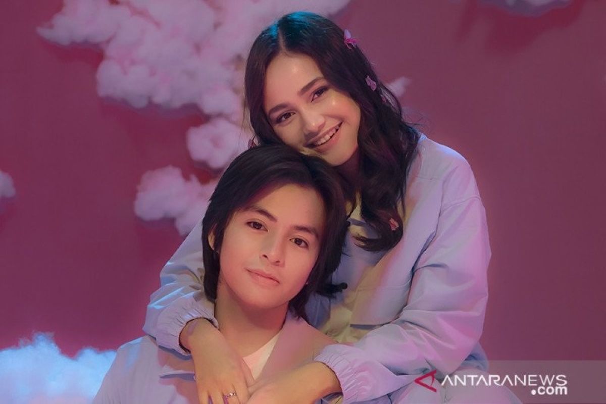 Angga Yunanda & Syifa Hadju tampil bersama di video musik "Cinta Hebat"