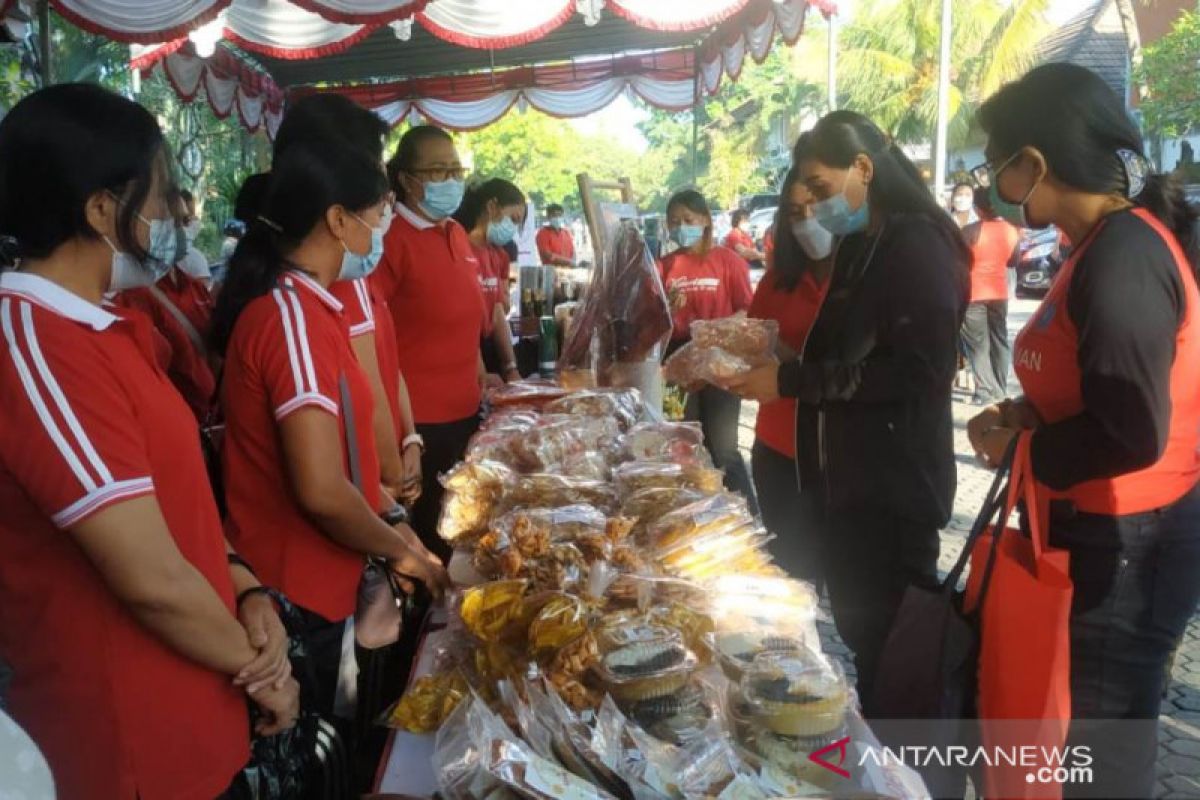 Jelang Hari Galungan, Pemkab Gianyar Gelar Pasar Tani