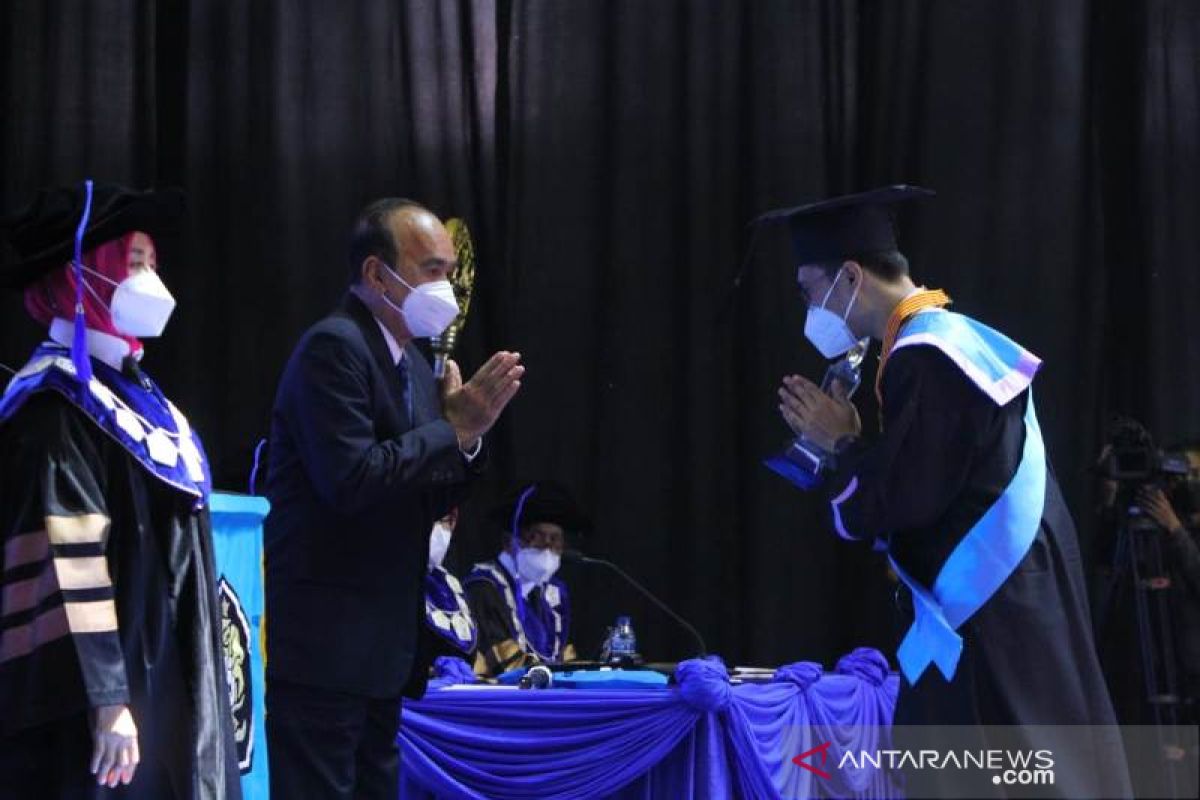 Wisuda Universitas Pancasila