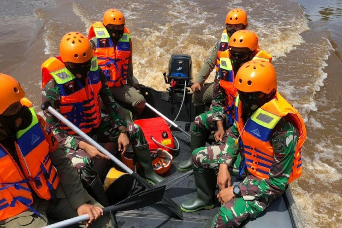 Brimob-TNI tingkatkan kemampuan SAR hadapi bencana