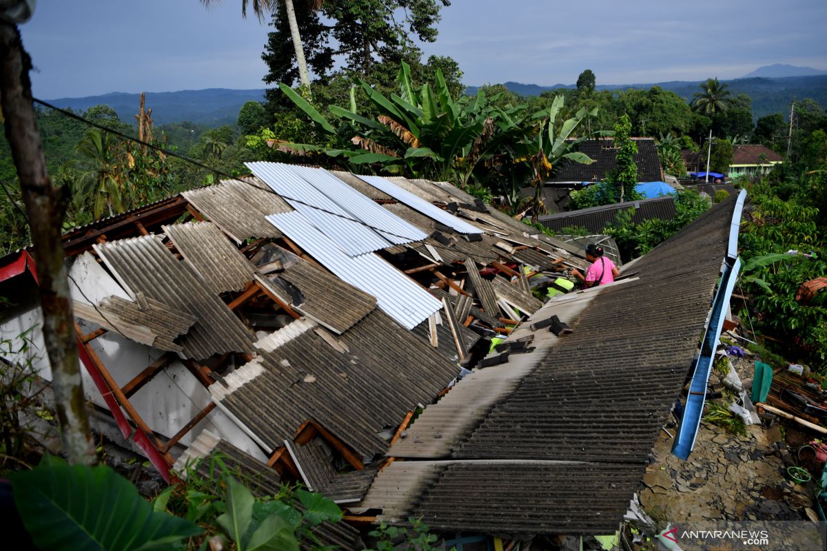 BNPB catat 8 orang meninggal dunia akibat gempa Malang