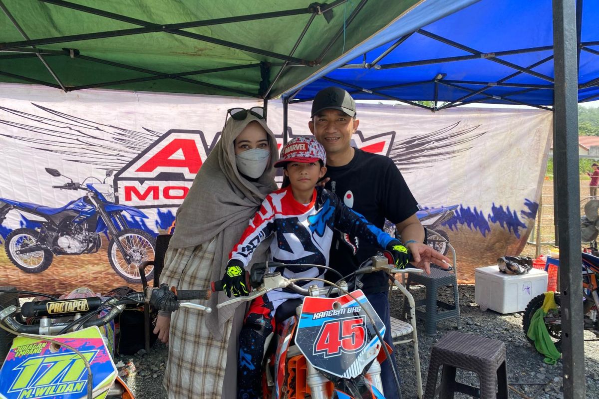 Empat crosser cilik Kalsel tampil di ajang BOS Junior Motocross Championship