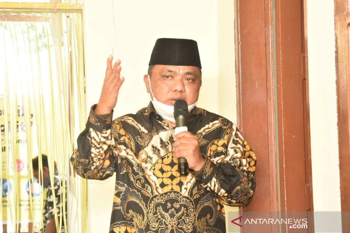 Pemkab Gorontalo serahkan bantuan pertanian melalui program READSI