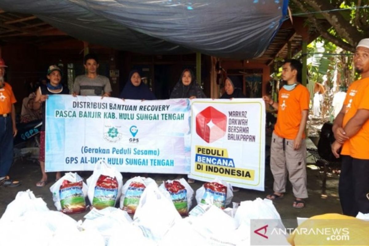 Al Umm Hulu Sungai Tengah bagikan 850 paket sembako jelang Ramadhan