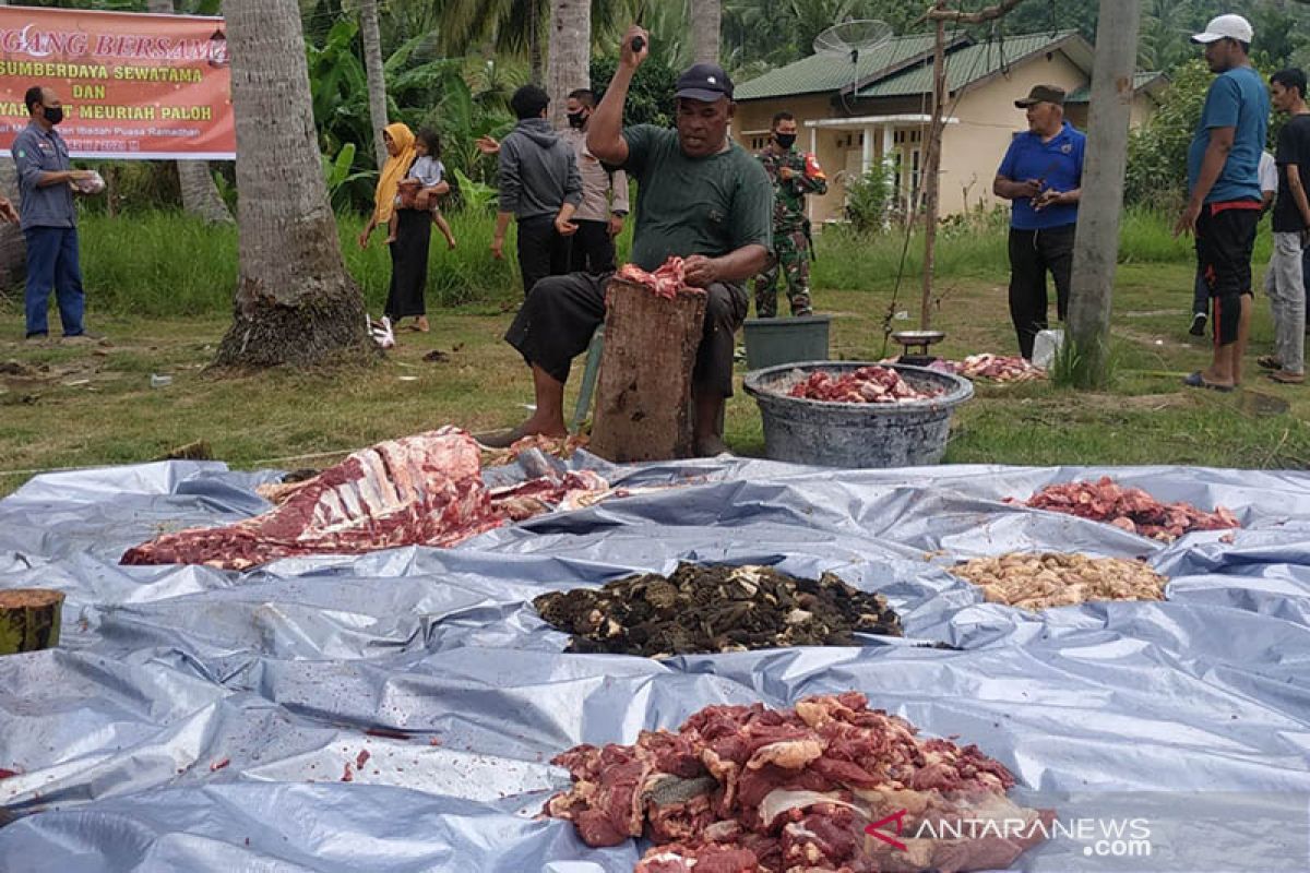 Ratusan warga Lhokseumawe dapat bantuan daging meugang