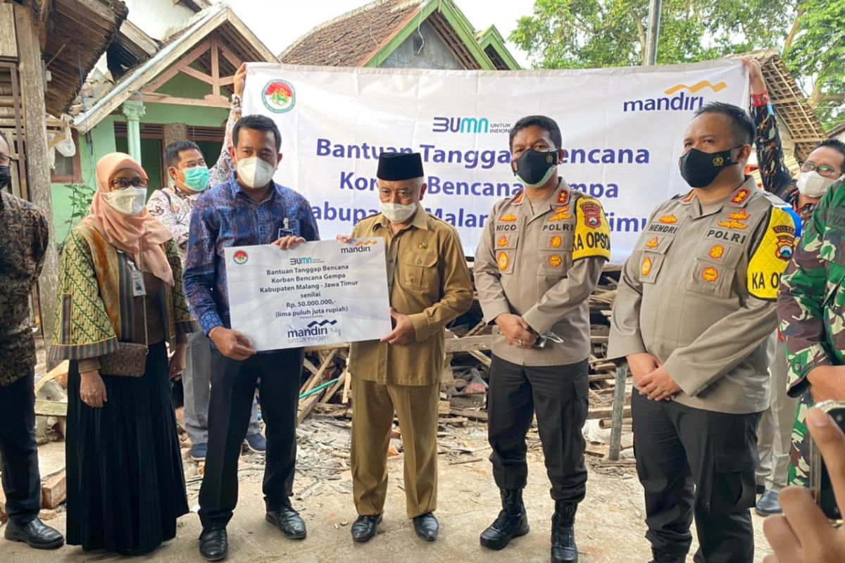 Bank Mandiri salurkan bantuan untuk korban gempa Malang