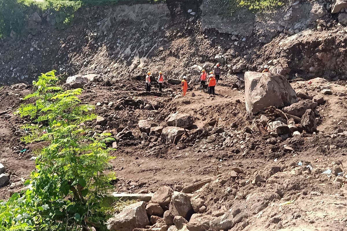 Petaka longsor di kaki Gunung Api di Lembata