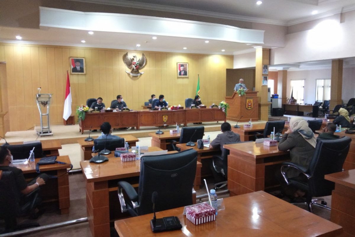 Anggota dewan sarankan rapat paripurna digelar virtual