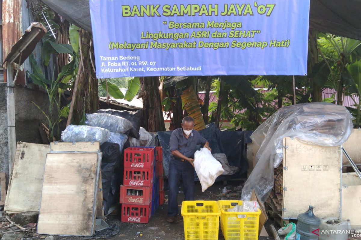 Bank sampah di Kelurahan Karet kumpulkan 479 kg sampah plastik